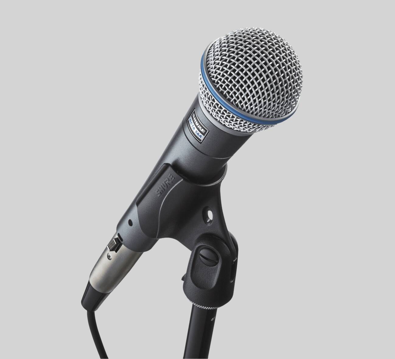 Shure BETA-58A Micrófono dinamico supercardioide con cable