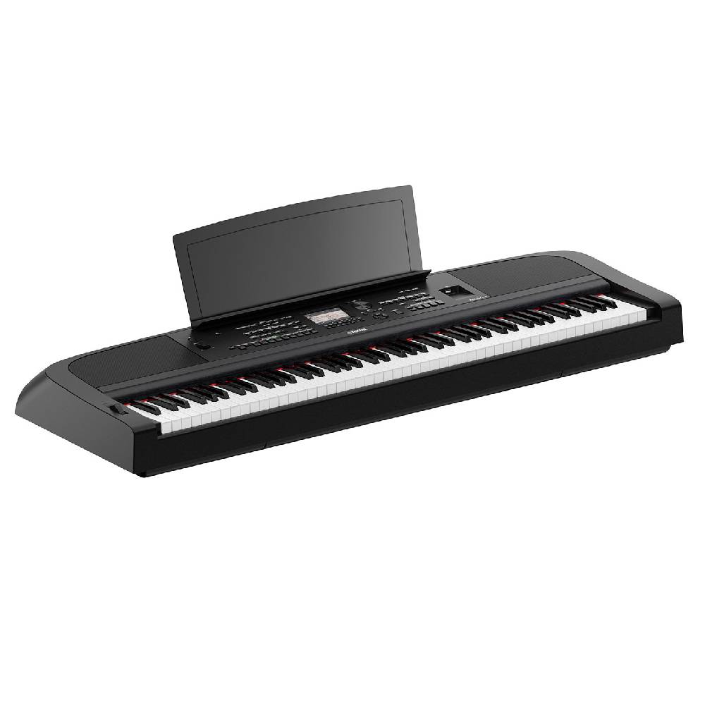 Yamaha DGX-670 negro visto en diagonal con atril