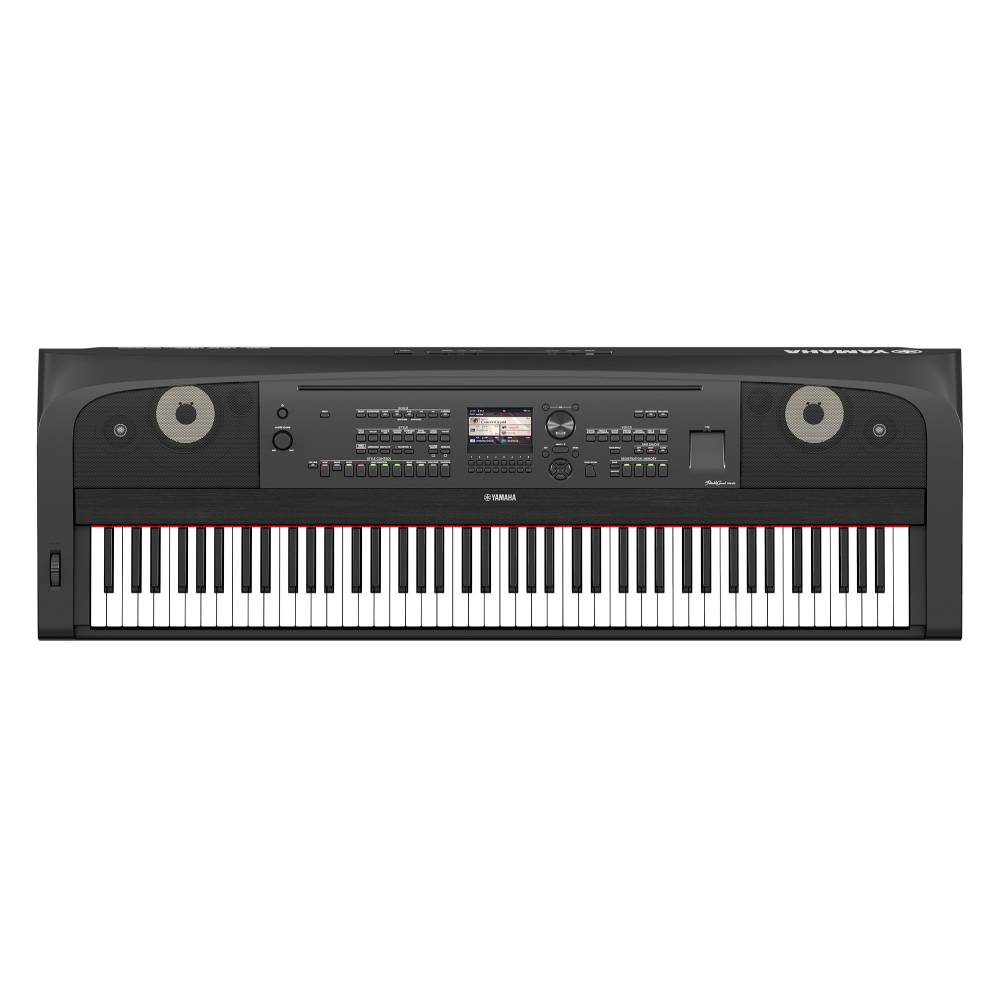 Piano digital Yamaha DGX-670 negro, vista superior de sus 88 teclas y panel de control